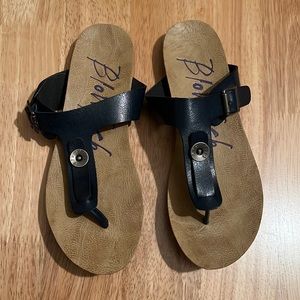 Sandals made by blowfish